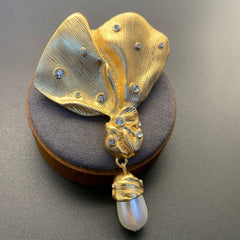 Vintage Butterfly Pearl Jewelry  UponBasics Brooch Golden 