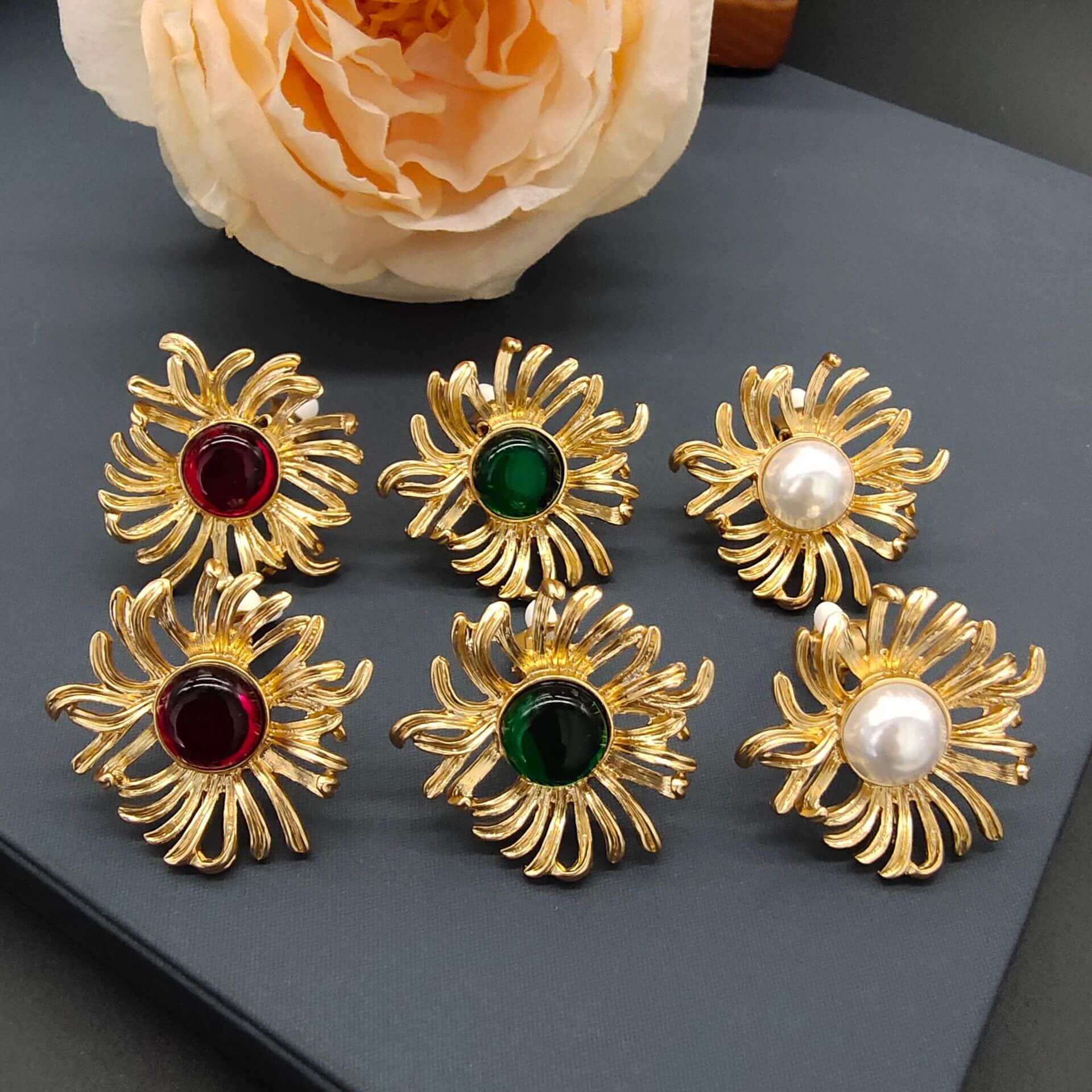 French Luxe Floral Sunflower Glass Pearl Ear Clip  UponBasics   