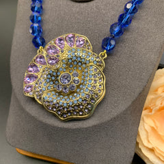 Vintage Sapphire Blue Flower Shaped Glass Necklace  UponBasics   