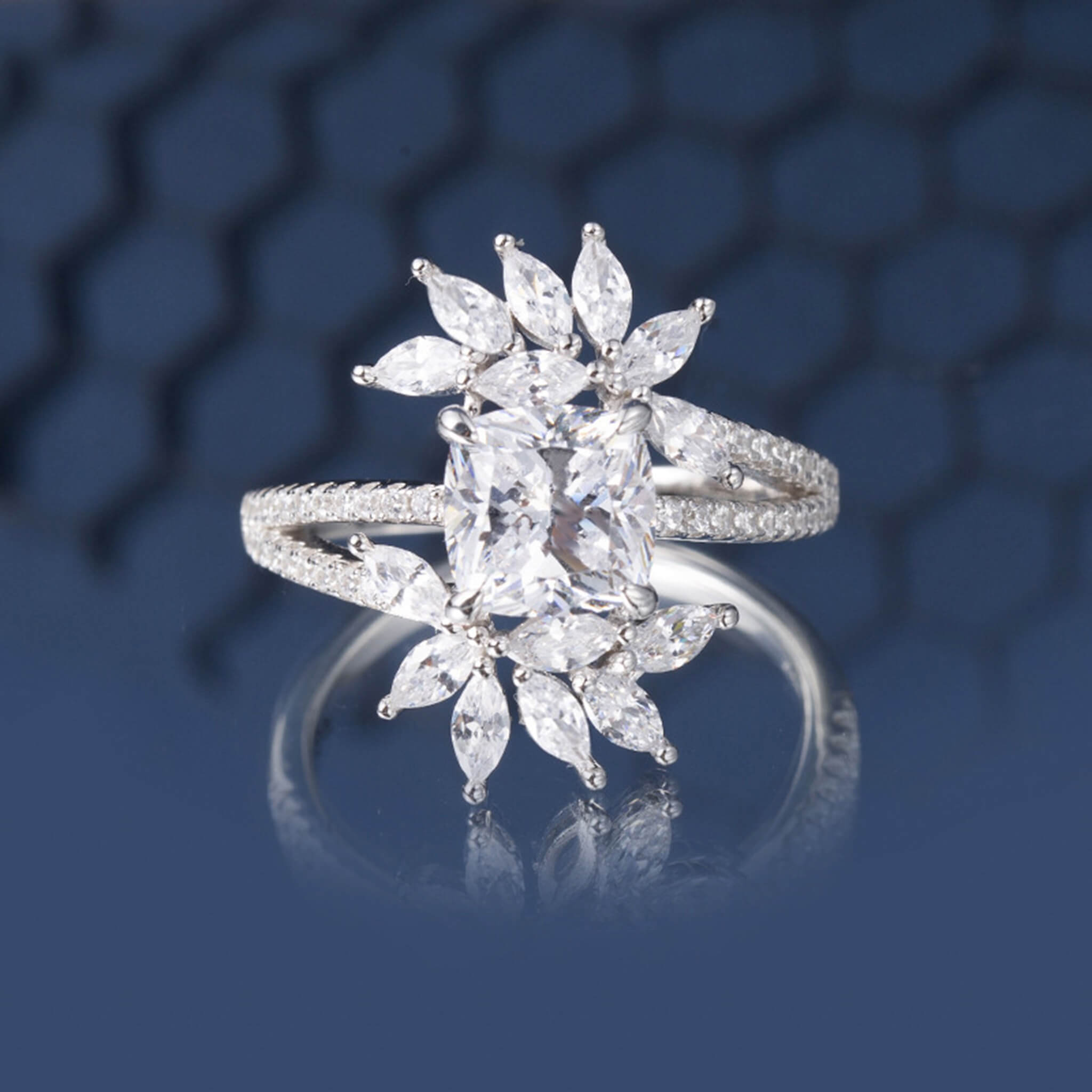 S925 Silver Flower-Shaped High Carbon Rhinestone Ring  UponBasics White 5# 