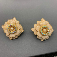 French Court Vintage Three-Layer Petal Jewelry - Regal Elegance and Timeless Florals  UponBasics Earrings Beige 